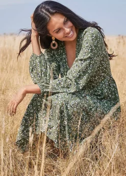 Floral Print V-Neck Dress -Lush Fit Store Floral Print V Neck Dress928213FRSL