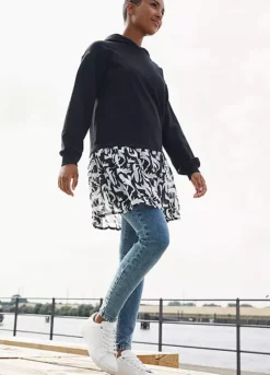 Hooded Patterned Dress -Lush Fit Store Hooded Patterned Dress945282FRSL