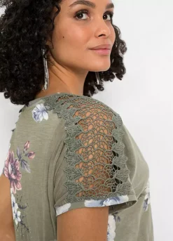 Lace Trim Floral T-Shirt -Lush Fit Store Lace Trim Floral T Shirt915857FRSP W02