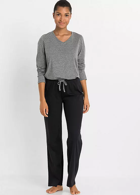 Loose V-Neck Pyjamas 3 Loose V-Neck Pyjamas