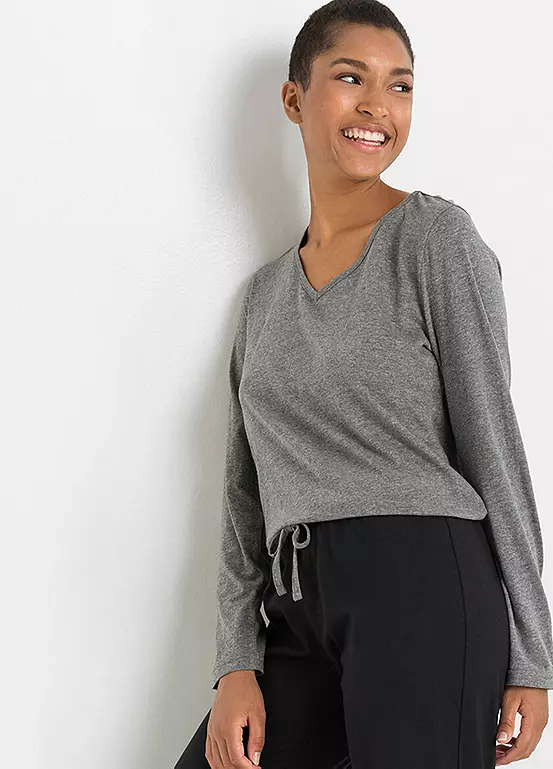 Loose V-Neck Pyjamas 6 Loose V-Neck Pyjamas - Image 4