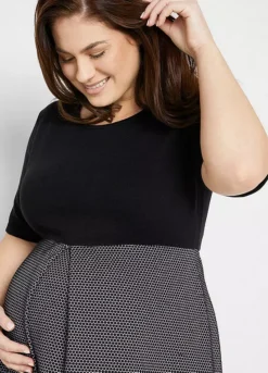 Maternity Printed Dress -Lush Fit Store Maternity Printed Dress954437FRSB W02