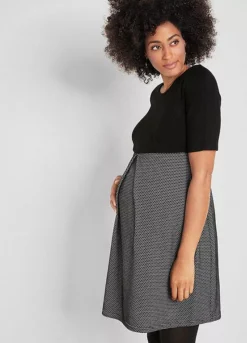 Maternity Printed Dress -Lush Fit Store Maternity Printed Dress954437FRSP