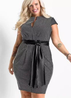 Tie Waist Checked Dress -Lush Fit Store Tie Waist Checked Dress911832FRSB W02