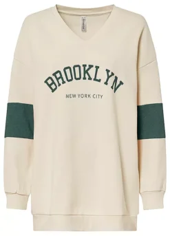 V-Neck Oversized Sweatshirt -Lush Fit Store V Neck Oversized Sweatshirt930906FRSC